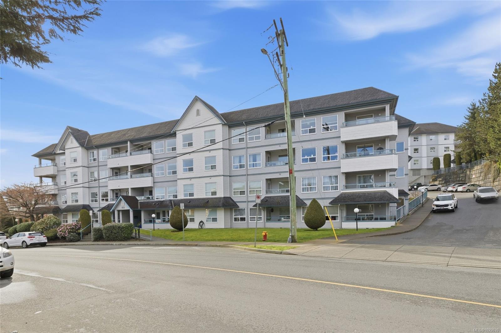 410-1631 Dufferin Crescent, Nanaimo, BC, V9S 5T4