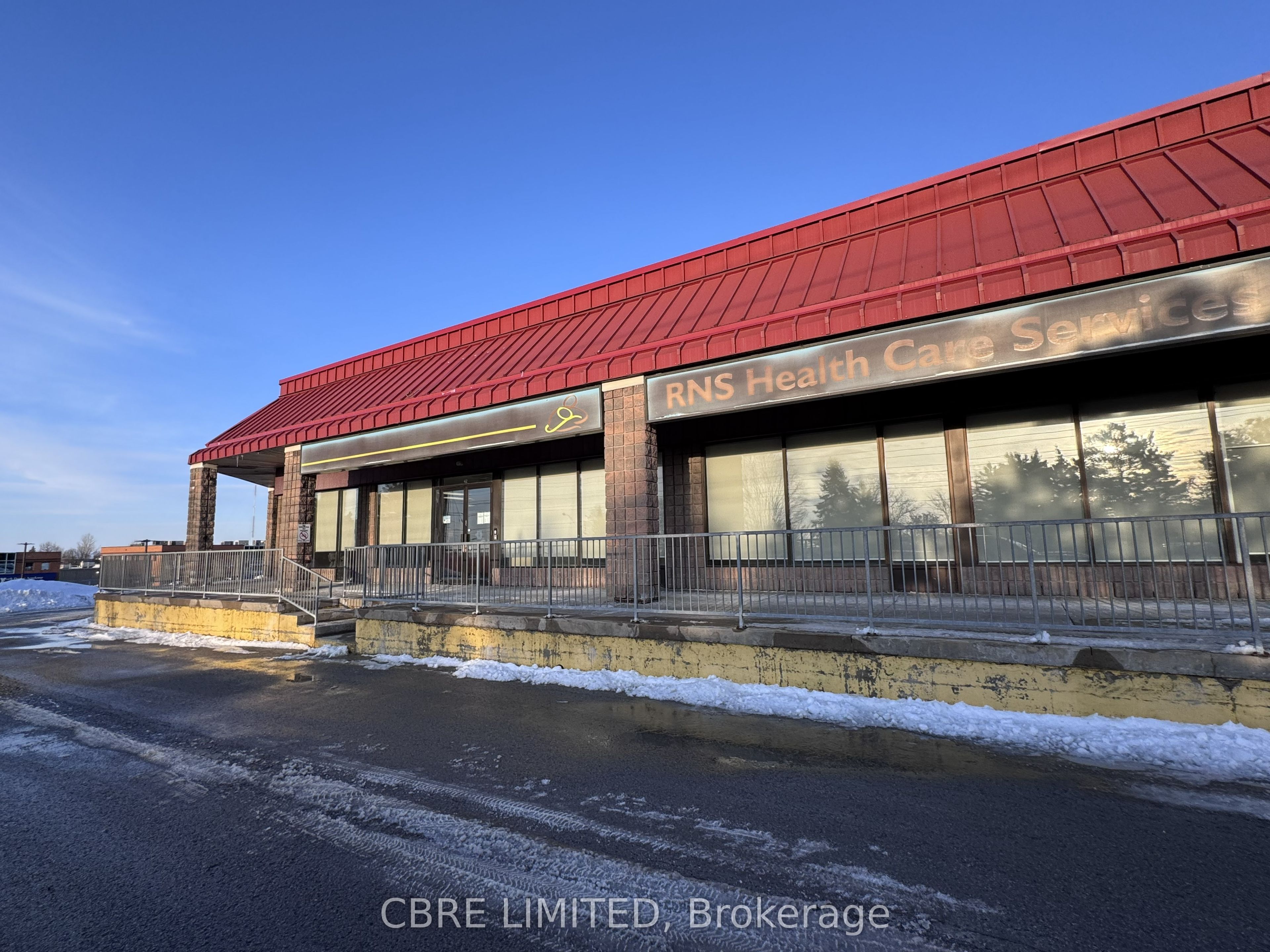 Unit 41/42-1111 Davis Drive, Newmarket, ON, L3Y 9E5