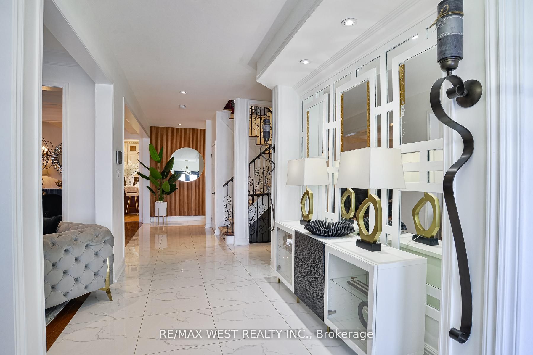 Additional image 2 of 134 Sandringham Drive, Barrie, ON, L4M 0C9