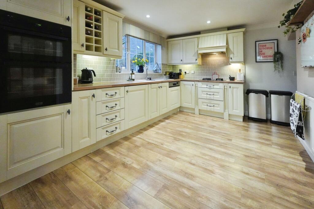 Additional image 9 of Harrington Croft, West Bromwich, B71