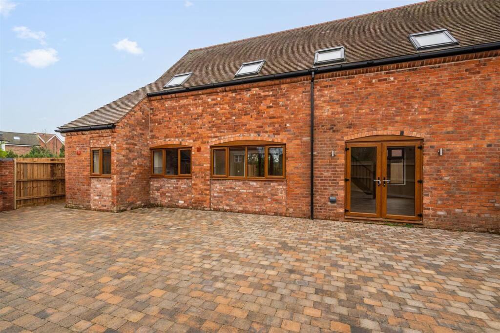 Additional image 3 of Fallon Court, Tanworth-In-Arden