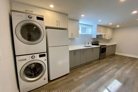 Additional image 8 of 1209 Verhoeven Court, Mississauga, ON, L5C 1N5