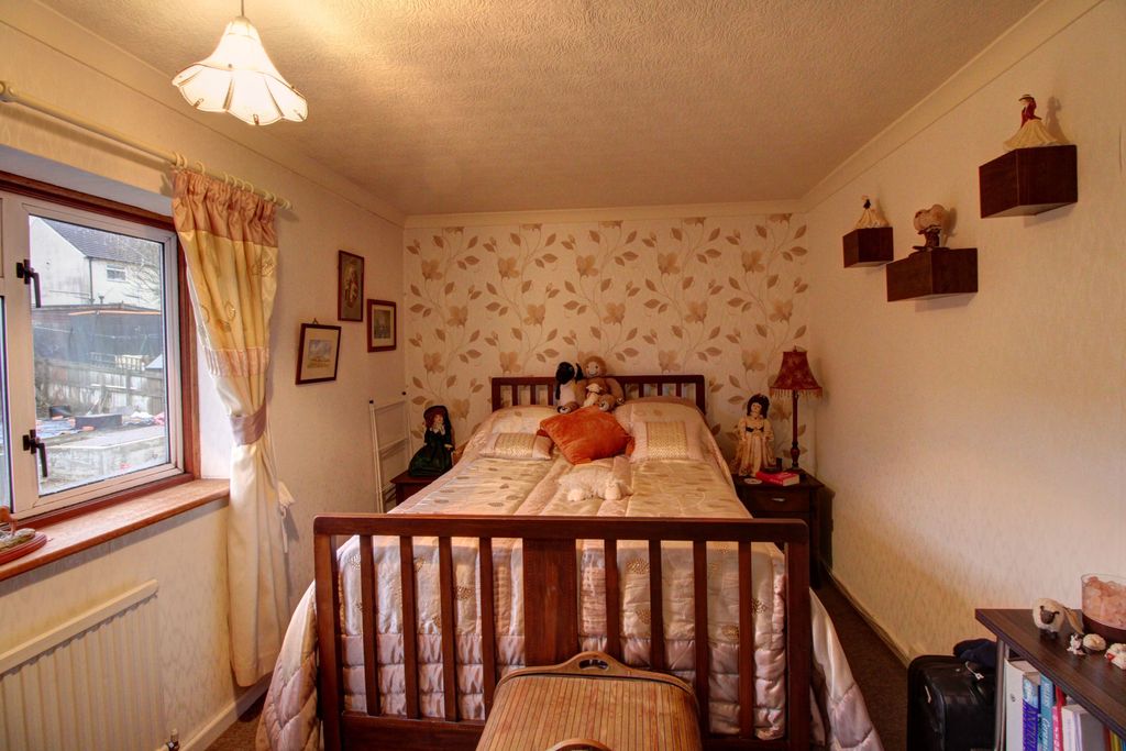 Additional image 13 of 3 bed semi-detached house for saleBrynamlwg, Hengoed CF82