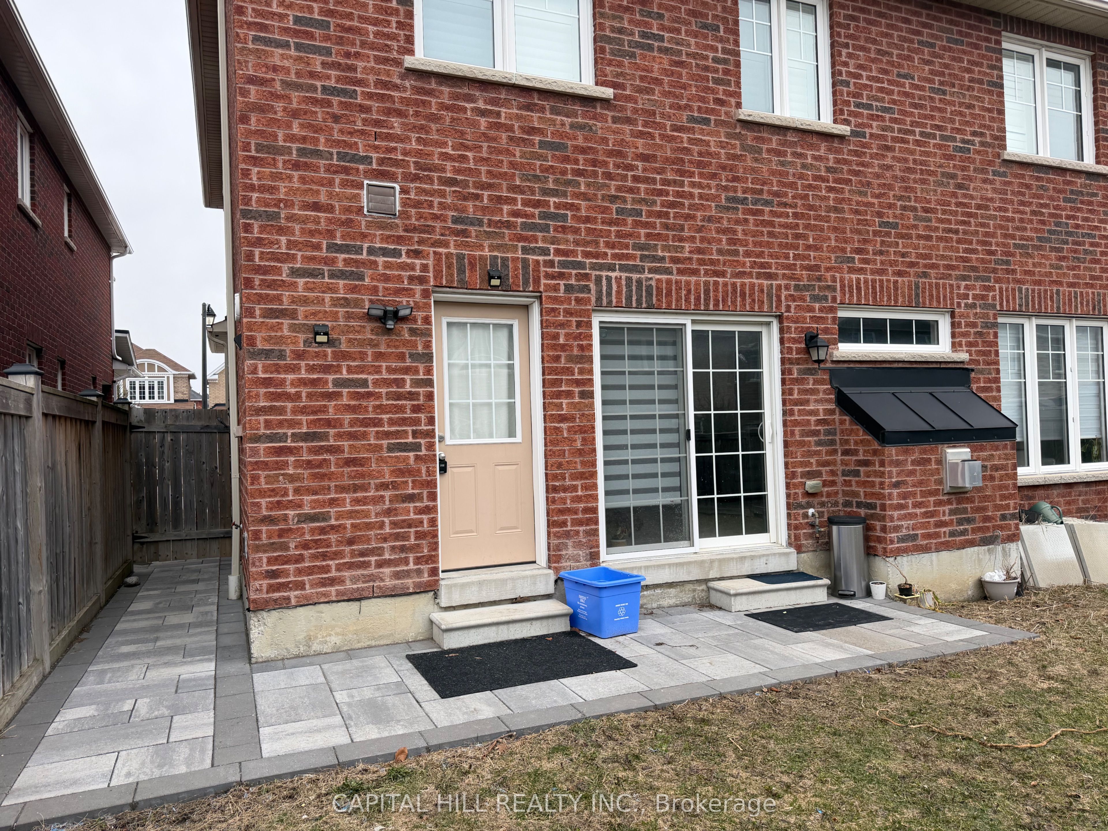 Ground +Lowe-21 Crellin Street, Ajax, ON, L1Z 0P5 photo 2