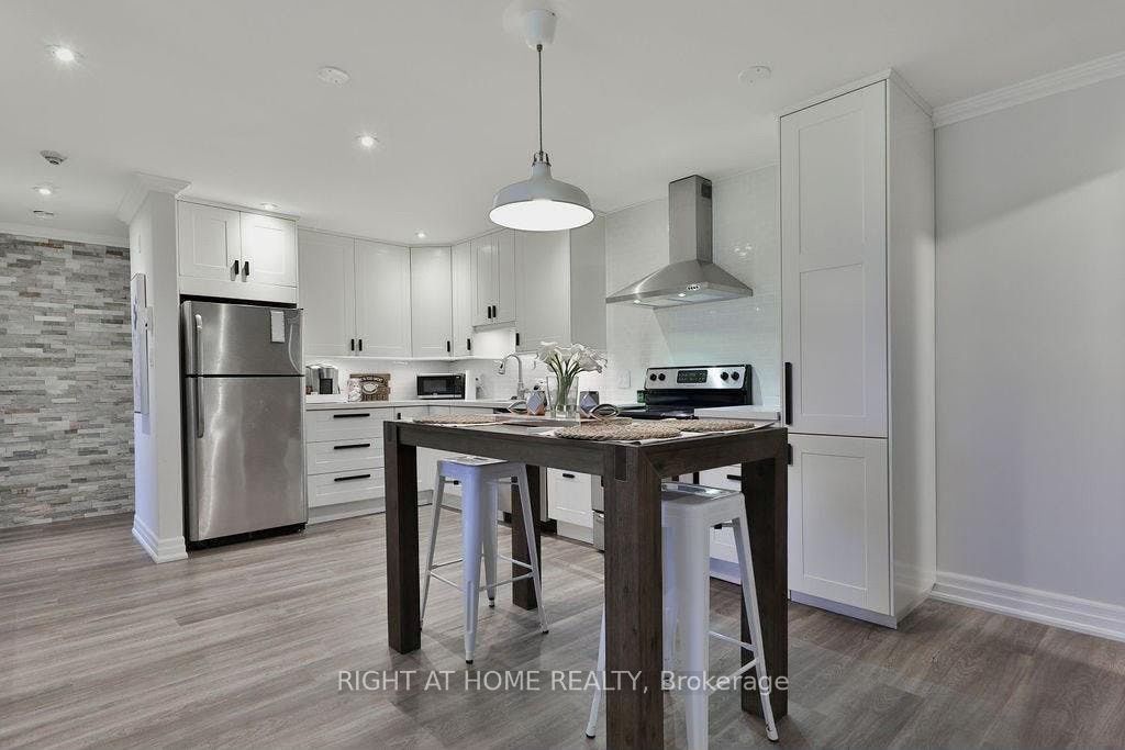 Additional image 4 of 234-1498 Pilgrims Way, Oakville, ON, L6M 3G9