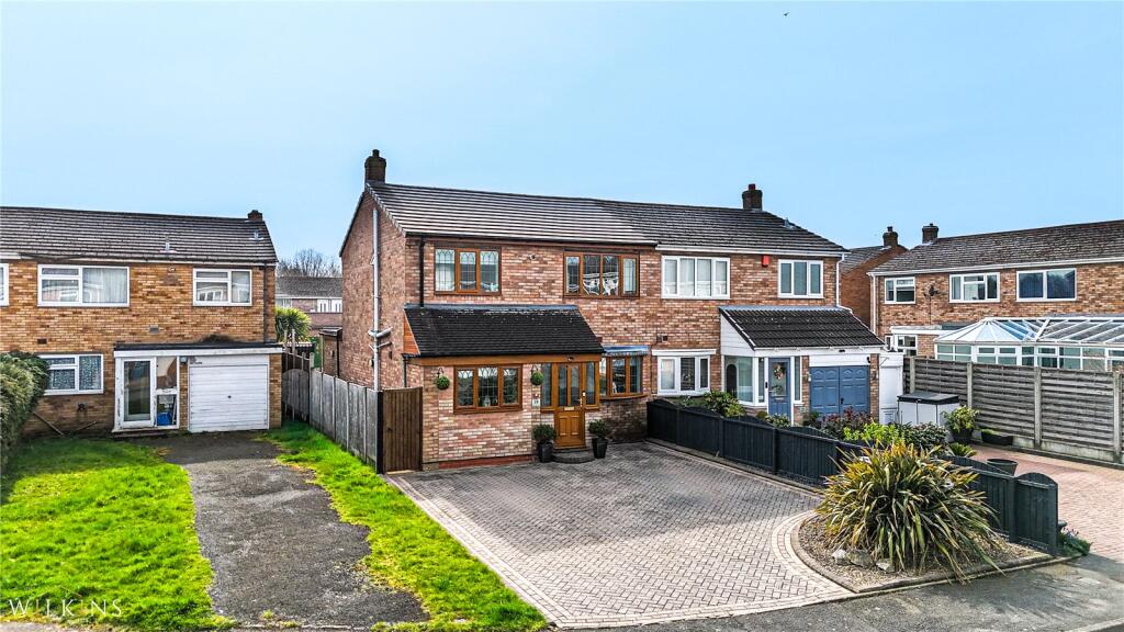 Danelagh Close, Tamworth, Staffordshire, B79