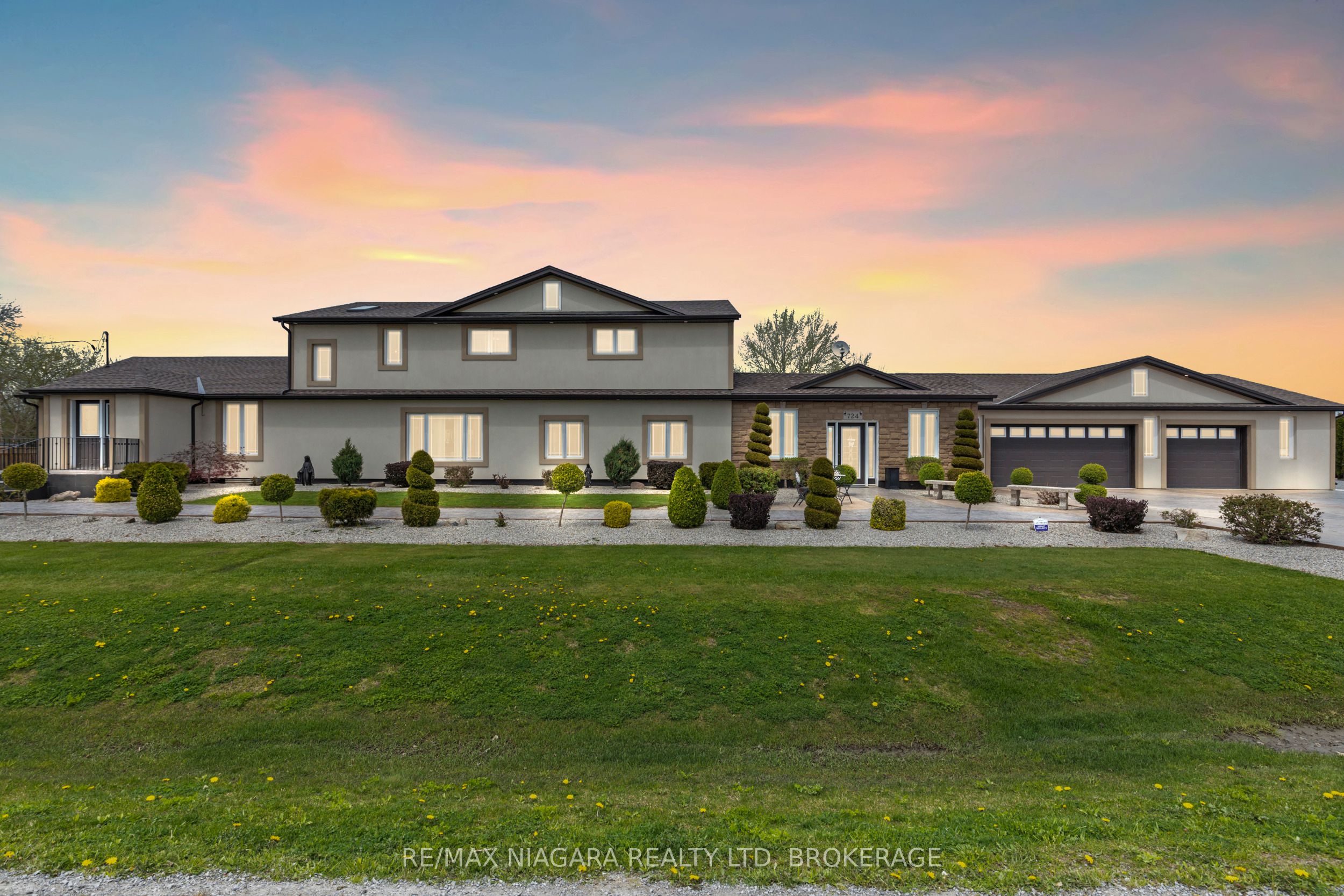 724 Line 3 Road S, Niagara-on-the-lake, ON, L0S 1J0