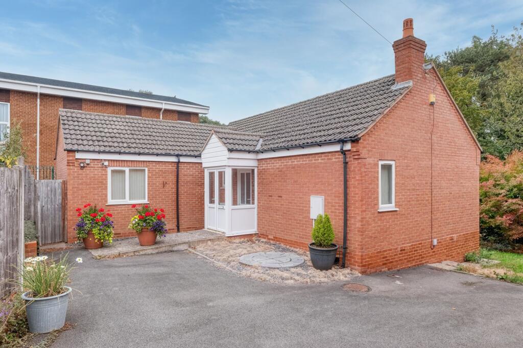Evesham Road, Redditch, B97