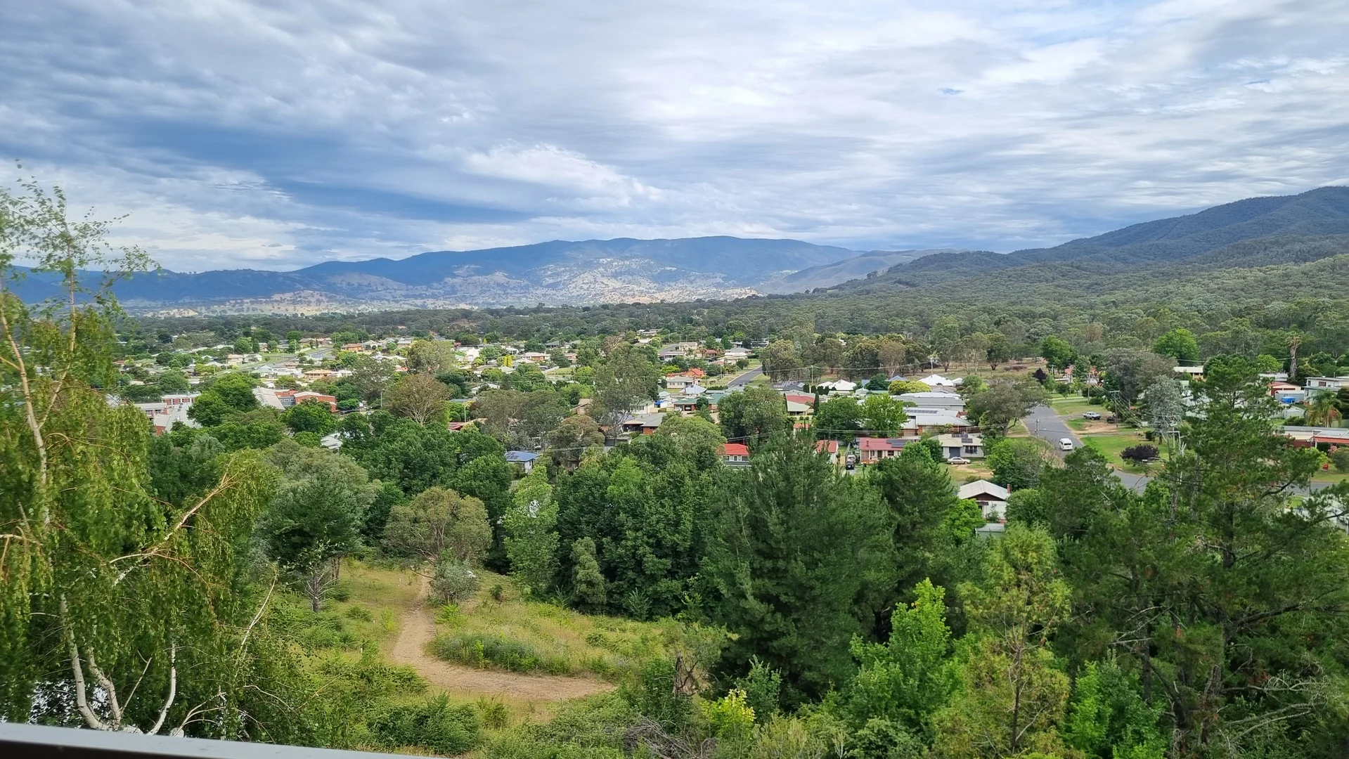 Additional image 9 of 114 Howick St, Tumut NSW 2720