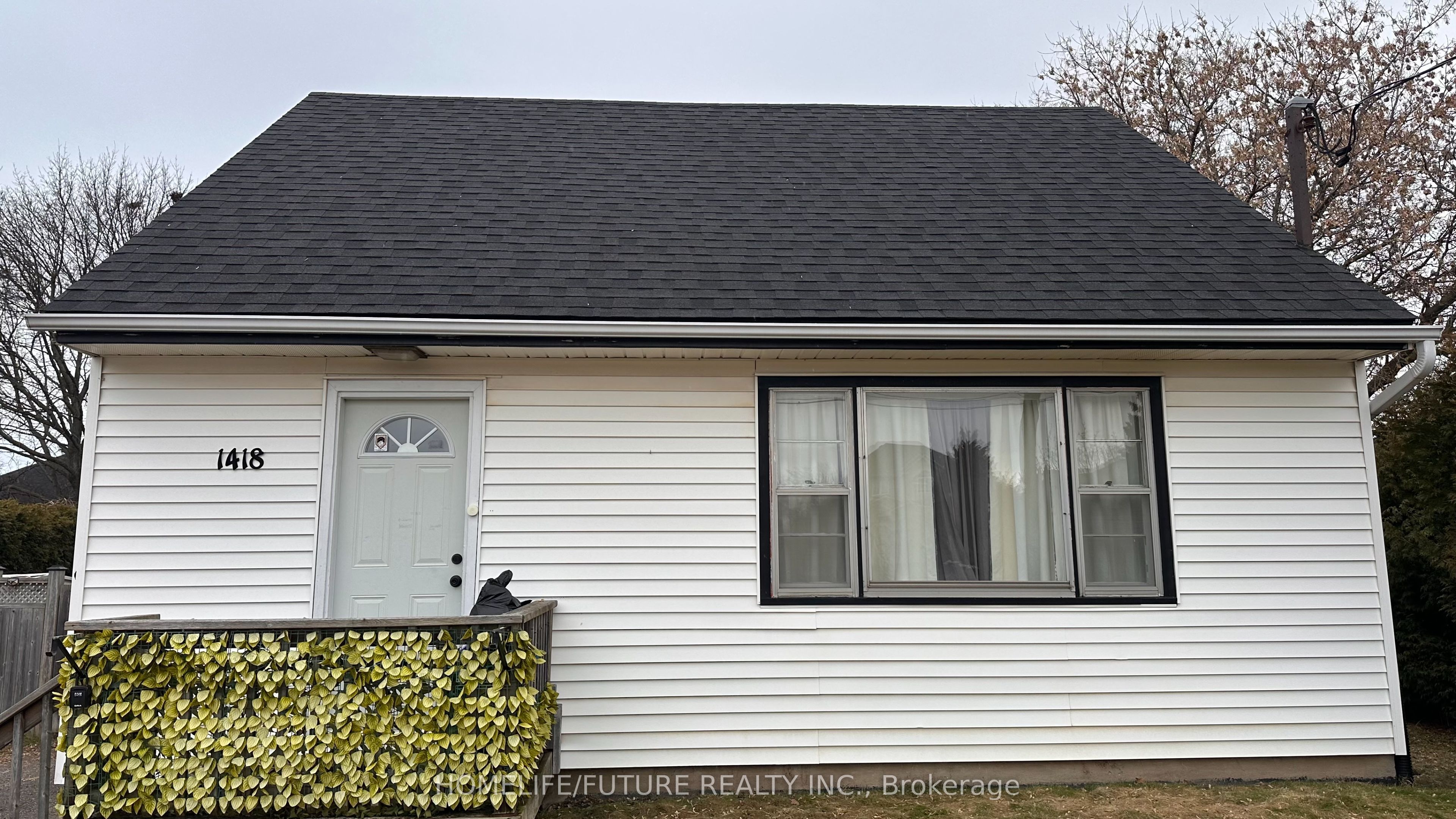 1418 Wilson Road N, Oshawa, ON, L1K 2B8