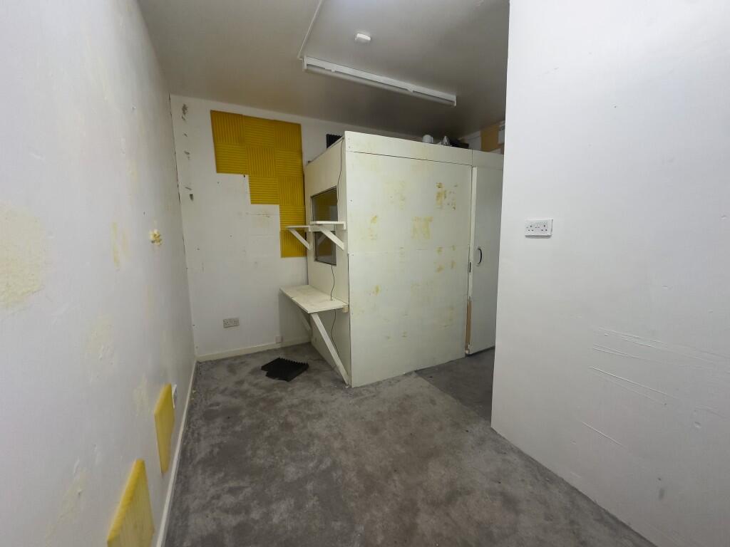 Additional image 10 of Unit 4, Western Business Park, Coombs Road, Halesowen, West Midlands, B62