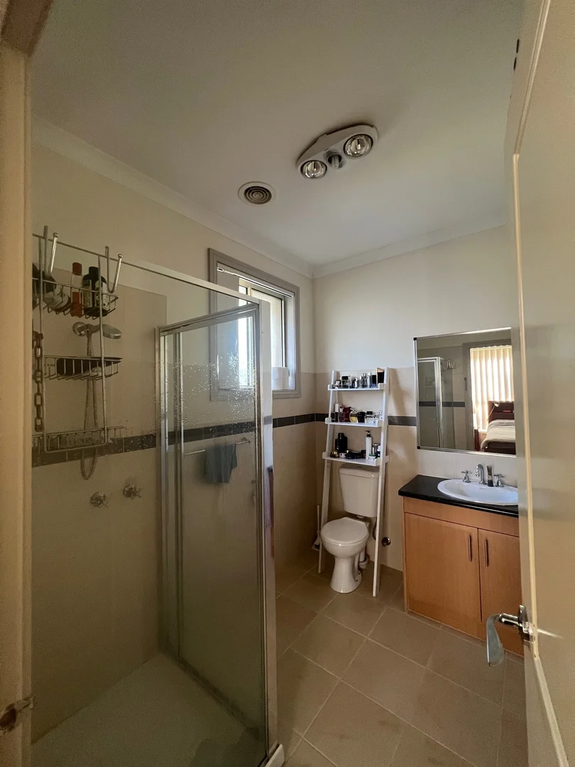 Additional image 11 of 9 Gill Place, Caroline Springs VIC 3023