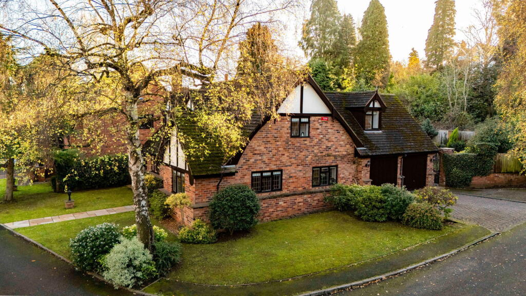 Farways, Keepers Gate Close, Sutton Coldfield, B74