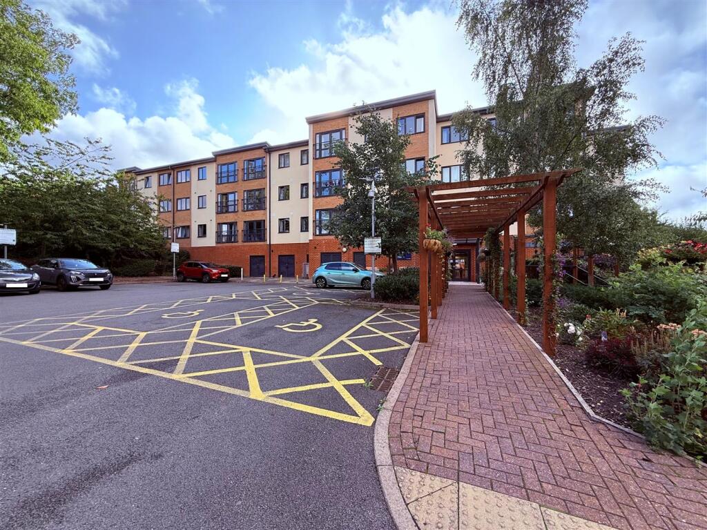 Additional image 18 of Queensridge Court