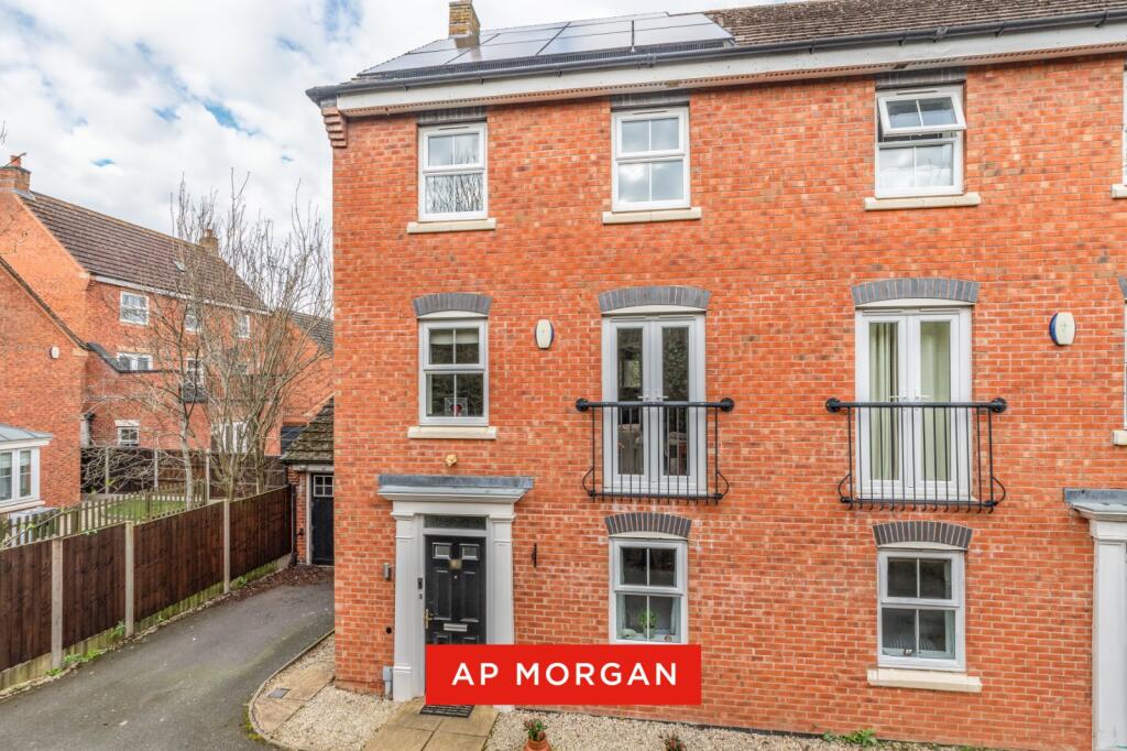 Pitchcombe Close, Lodge Park, Redditch, B98