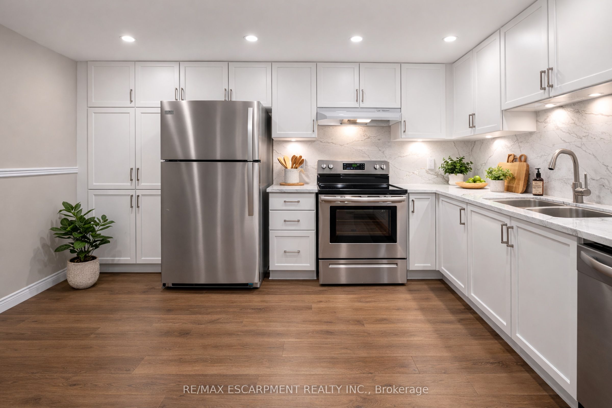 Additional image 2 of 302-5070 Pinedale Avenue, Burlington, ON, L7L 5V6