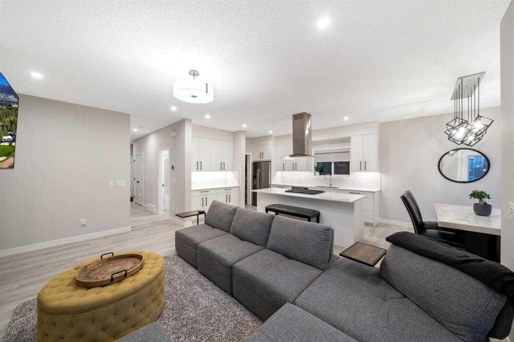 Additional image 6 of 132 Carringsby Avenue NW, Calgary, AB, t3p1s1