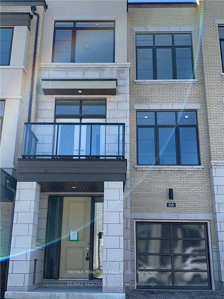 106 Carrville Woods Circle, Vaughan, ON, L6A 4Z6