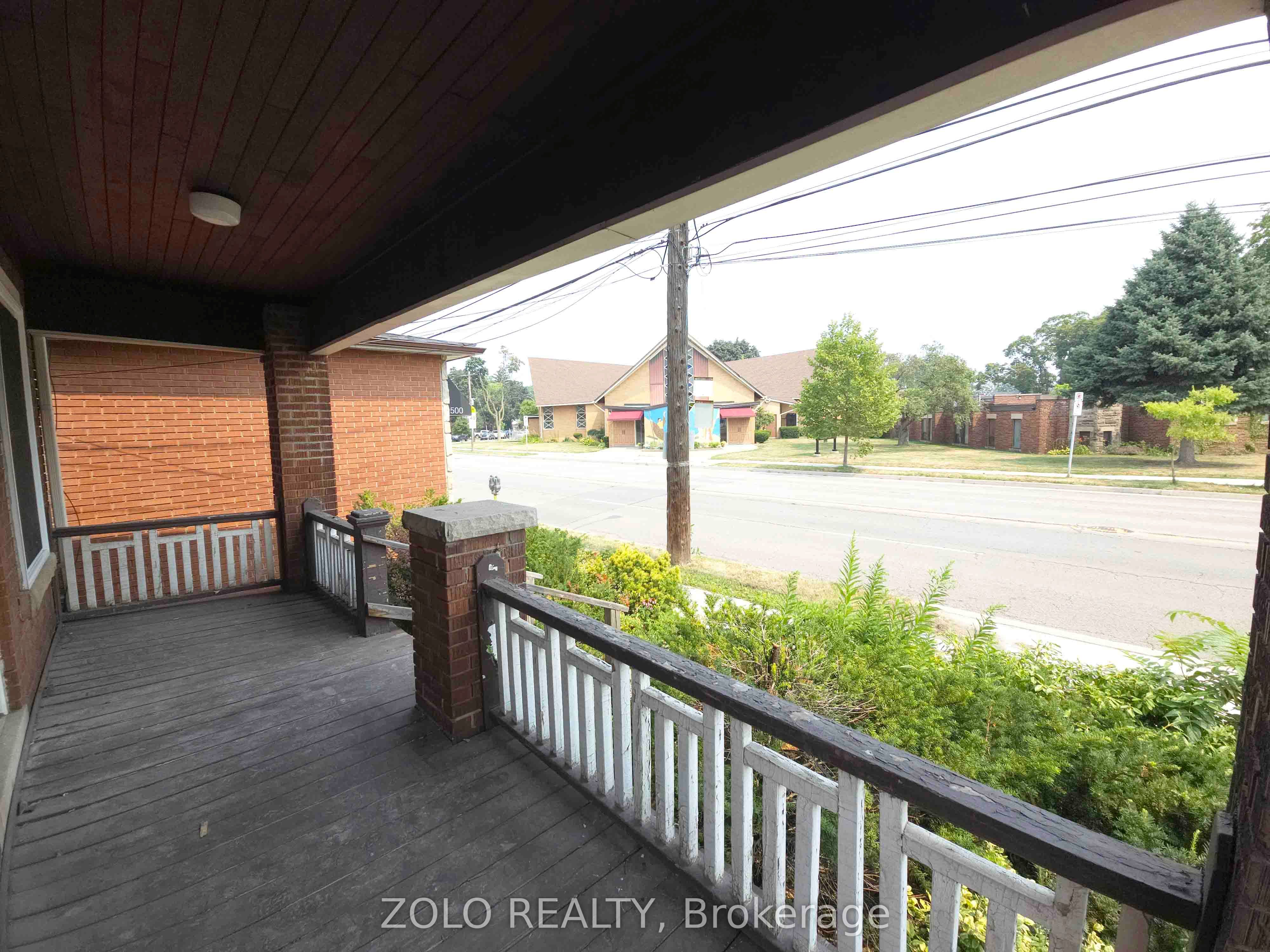 Additional image 2 of 1504 King Street E, Hamilton, ON, L8K 1S8