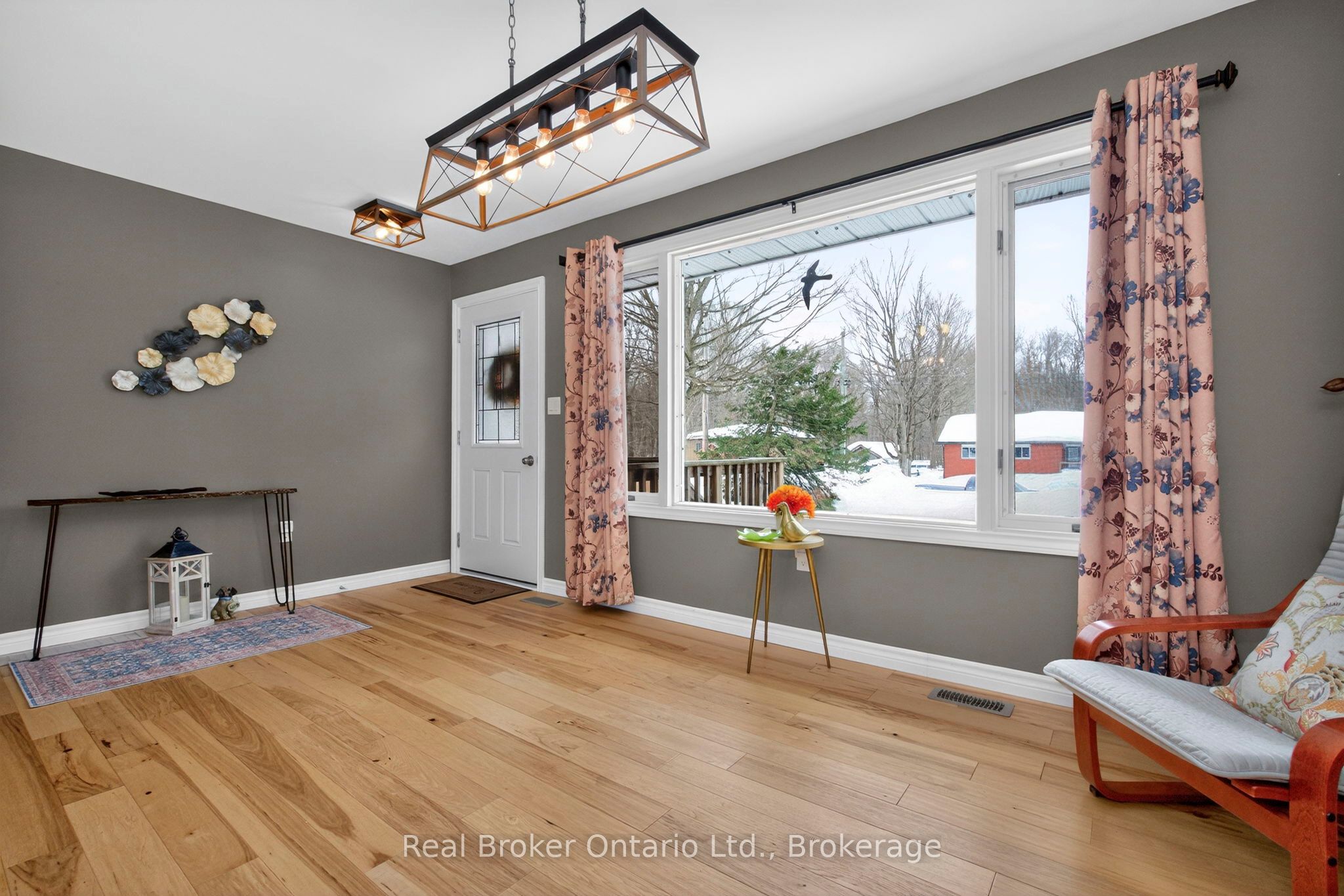 16 Mundy Avenue, Tiny, ON, L9M 0B5 photo 3