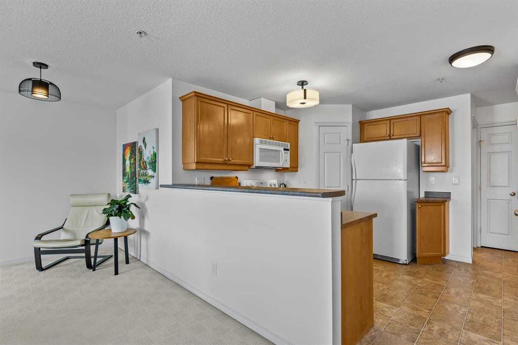 Additional image 4 of 301-1110 17 Street SW, Calgary, AB, T3C3X3