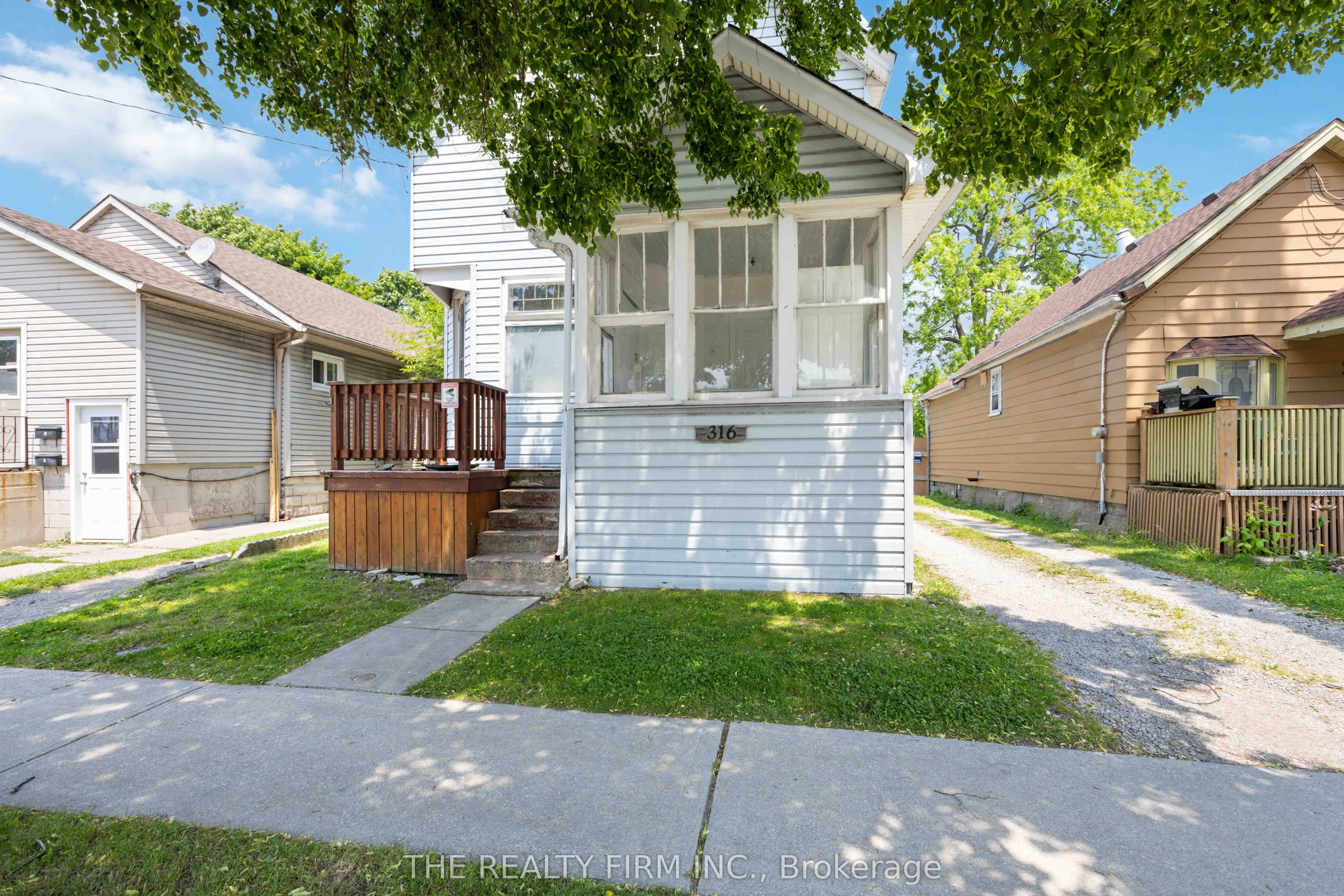 316 Confederation Street, Sarnia, ON, N7T 2A5