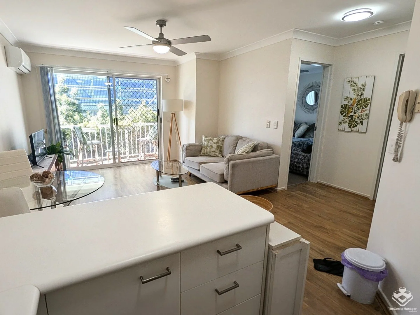 Additional image 2 of ID:21165924/35 Palm Avenue, Surfers Paradise QLD 4217