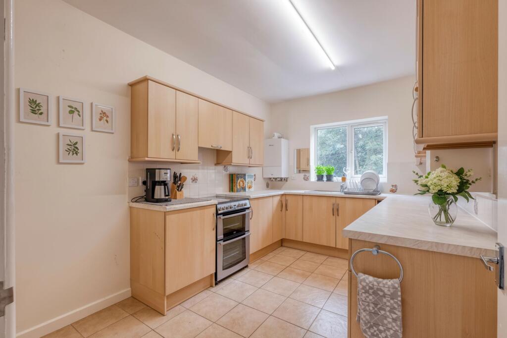 Additional image 4 of Evesham Road, Redditch, B97