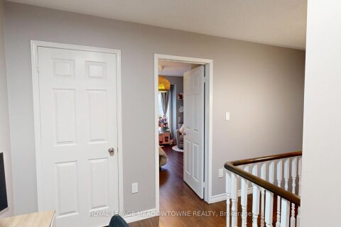 Additional image 8 of 2-1591 South Parade Court, Mississauga, ON, L5M 6G1
