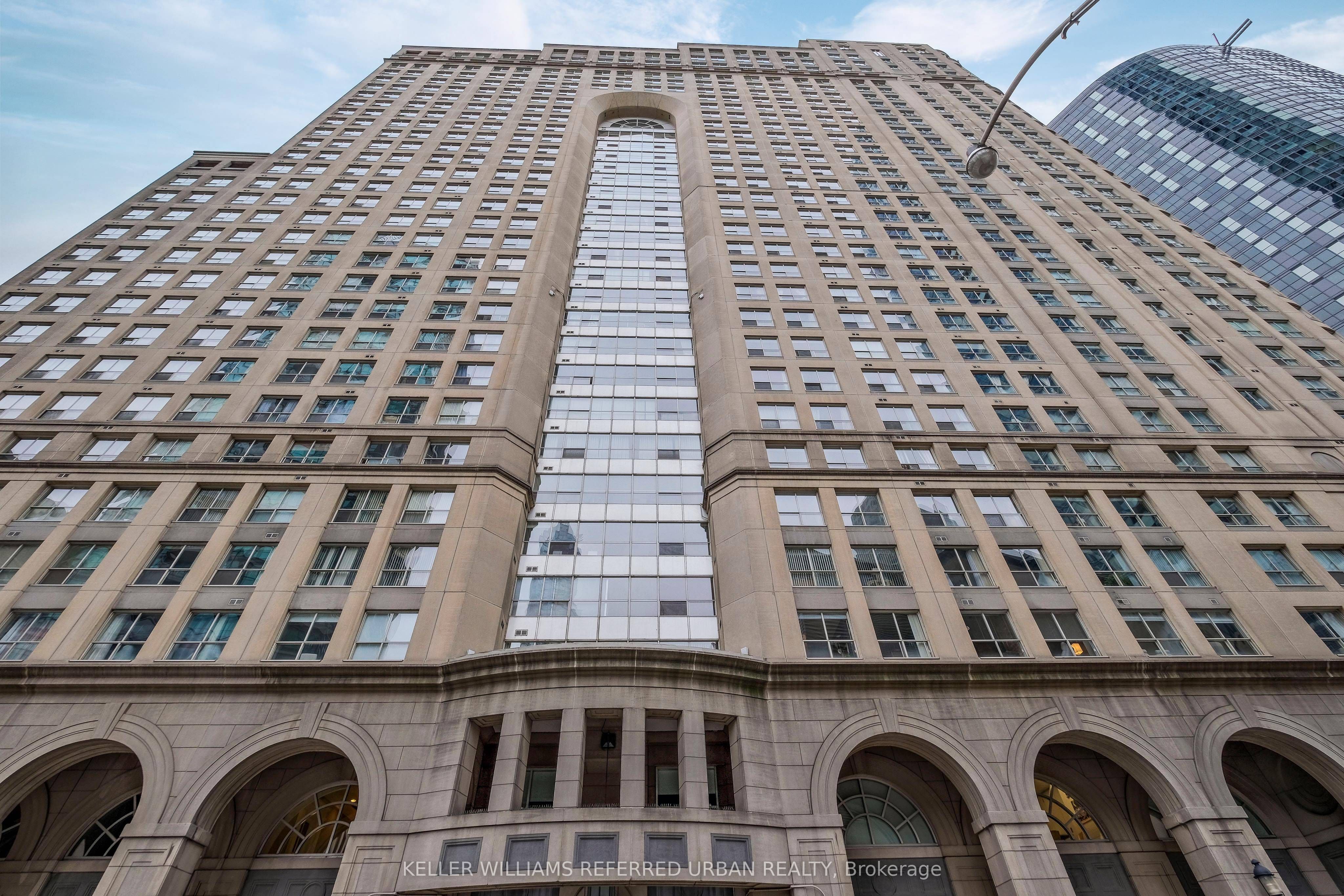 1922-25 The Esplanade N/a, Toronto, ON, M5E 1W5
