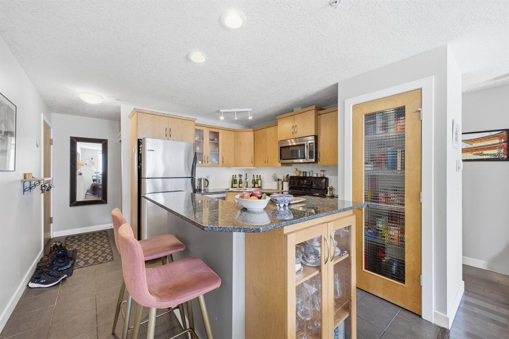 Additional image 6 of 212-317 19 Avenue SW, Calgary, AB, T2S0E1