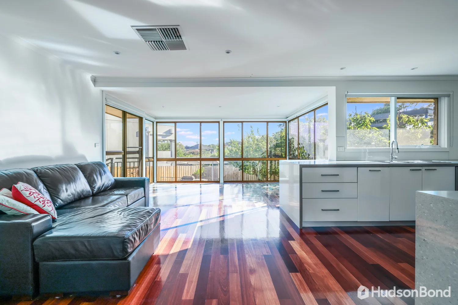 43 Austin Street, Bulleen VIC 3105 photo 2