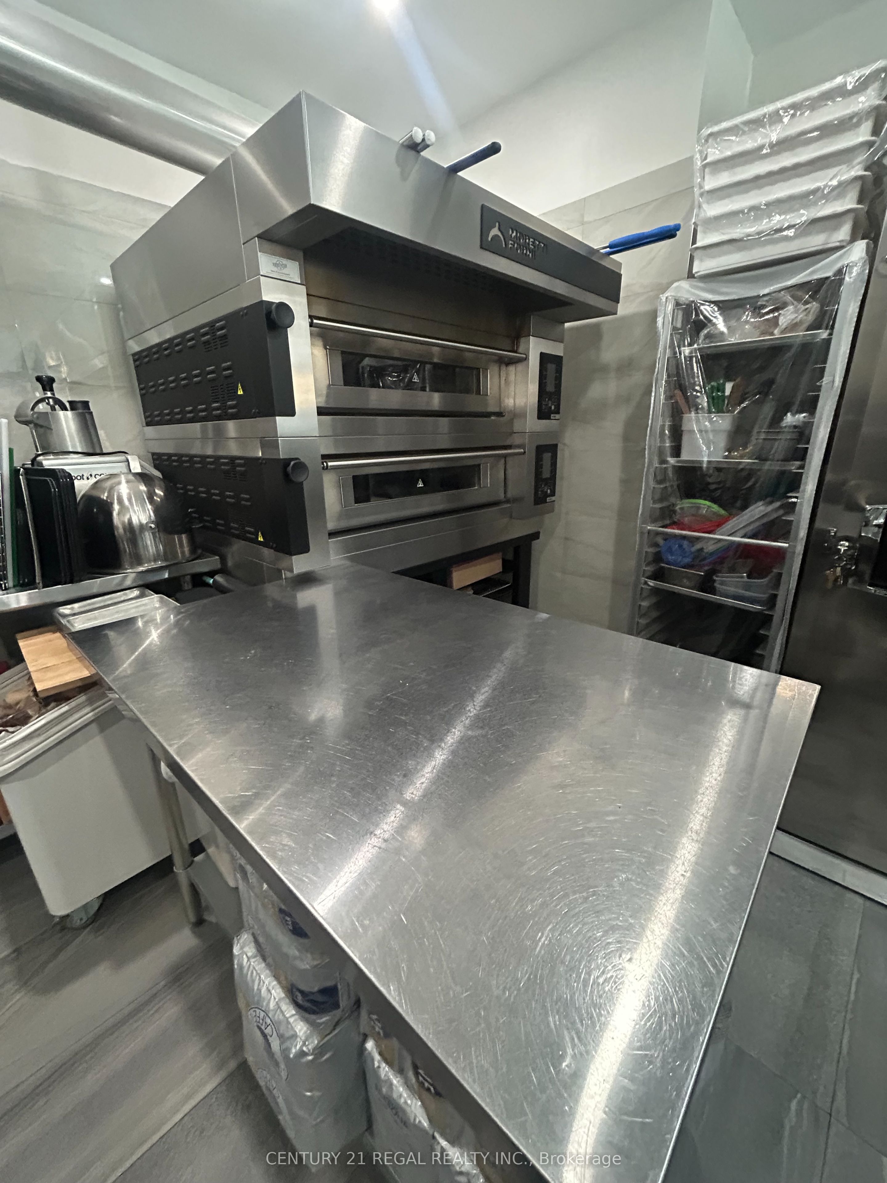 Additional image 4 of 2377 Queen Street E, Toronto, ON, M4E 1H2