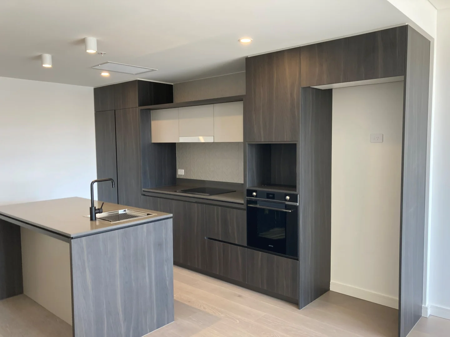 Additional image 7 of 604/509 Hunter St, Newcastle NSW 2300