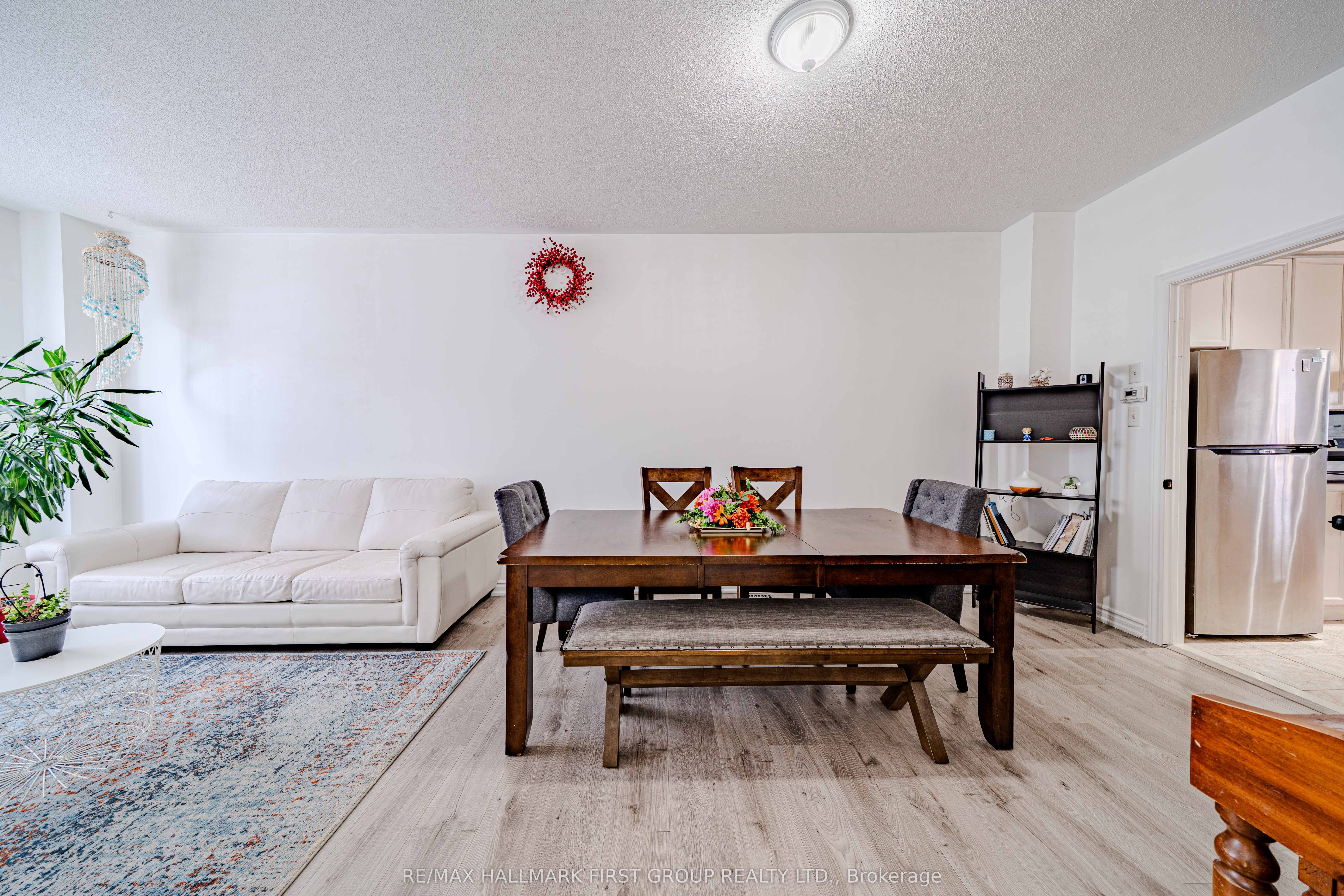 19 Kidd Terrace, Toronto, ON, M3J 3S9 photo 5