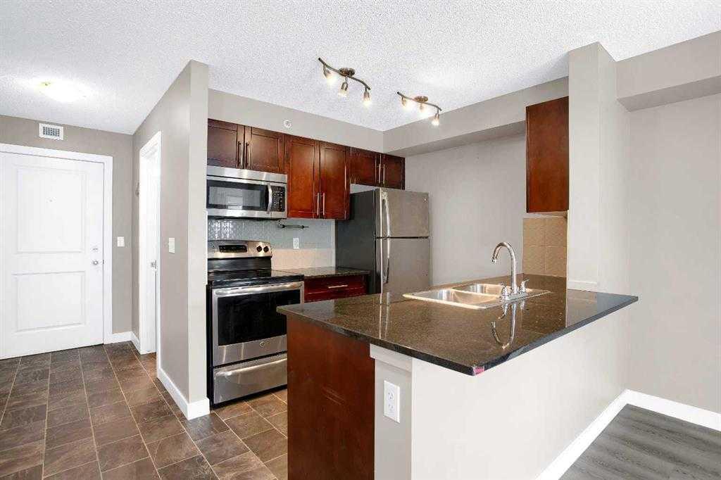 Additional image 6 of 9407-403 Mackenzie Way SW, Airdrie, AB, T4B 3V7