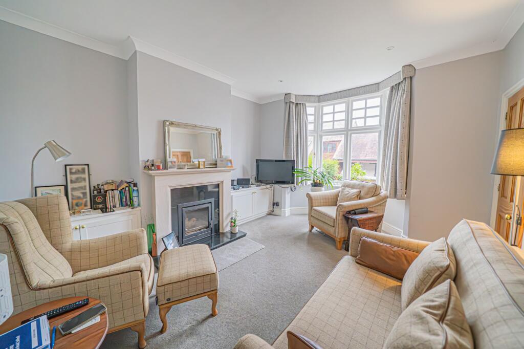 Belle Vue Terrace, Hampton-In-Arden, B92 photo 2