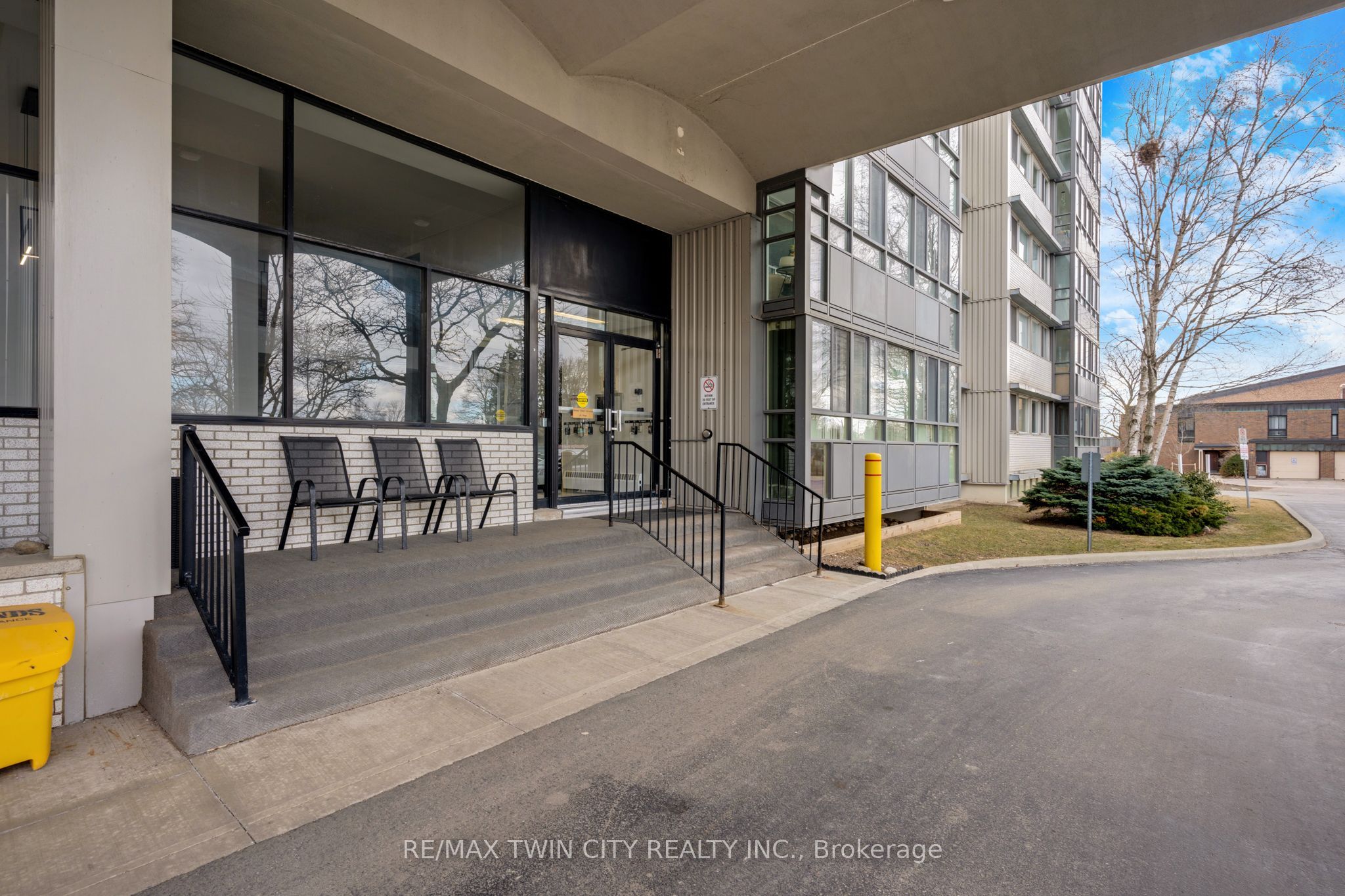 Additional image 4 of 708-24 Midland Drive, Kitchener, ON, N2A 2A8