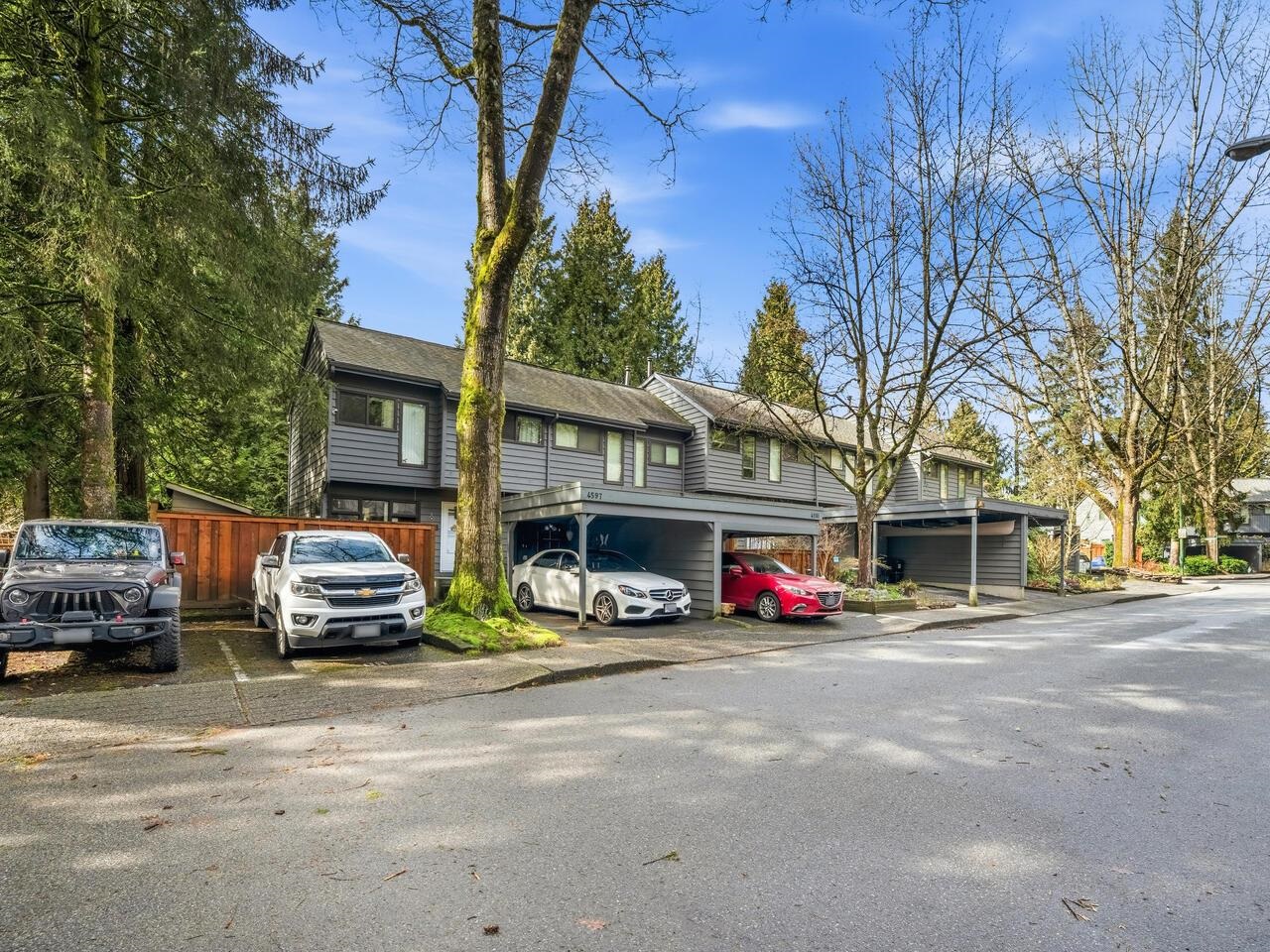 Additional image 2 of 4597 Elmgrove Drive, Burnaby, BC, V5G 3Y9