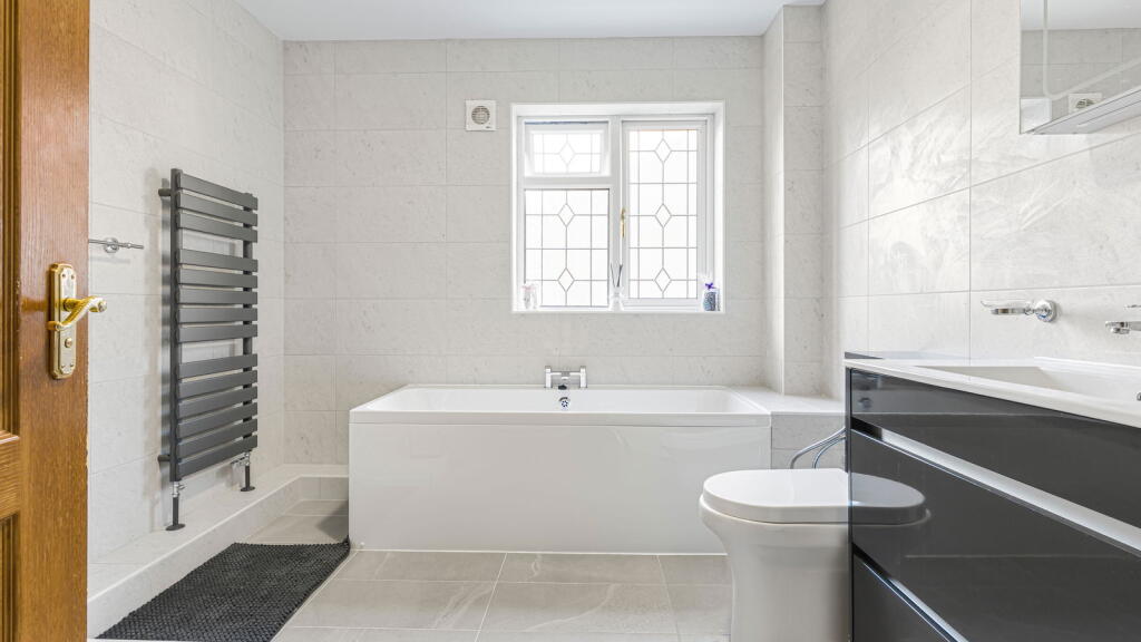 Additional image 21 of White House Way, Solihull, B91 1SG