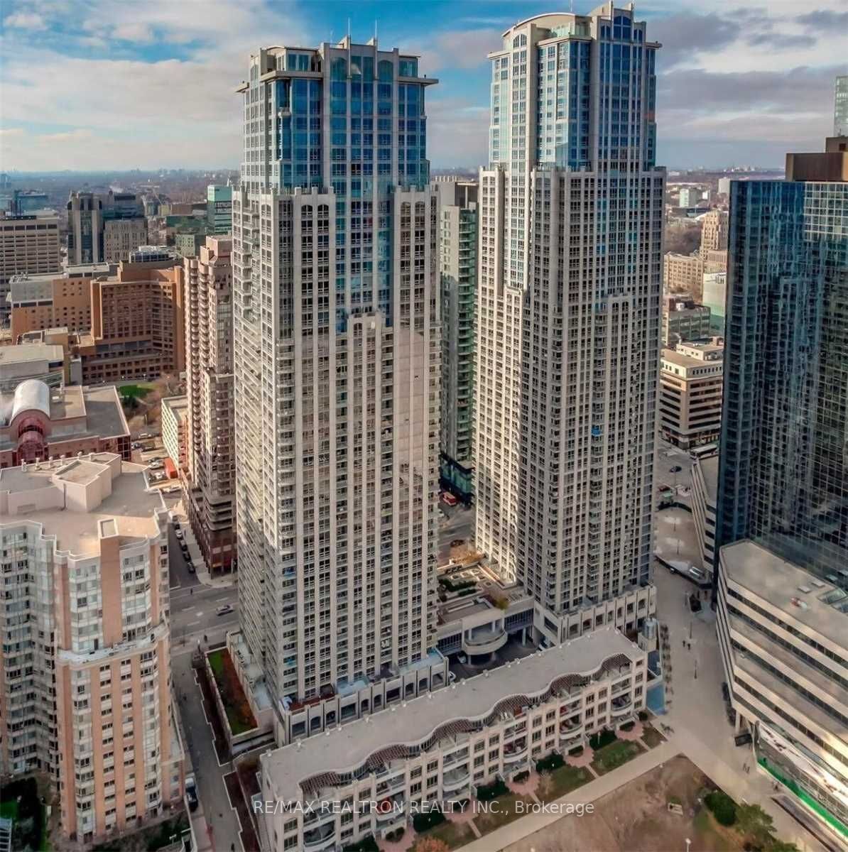 610-761 Bay Street, Toronto, ON, M5G 2R2