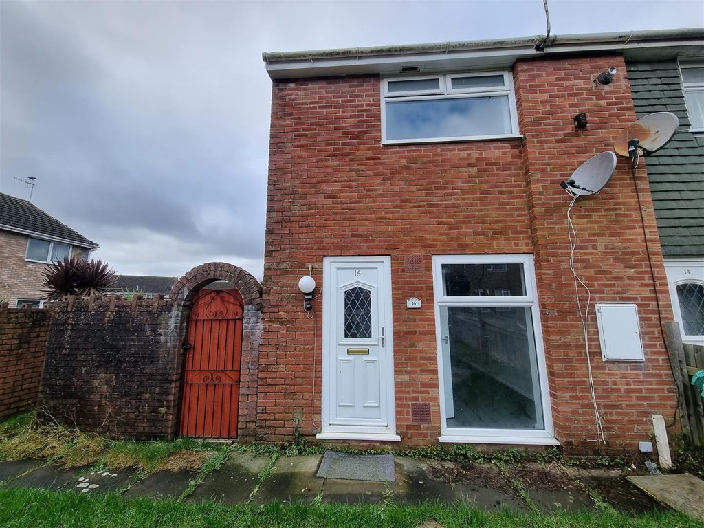 2 bed end terrace house for saleRhos Helyg, Caerphilly CF83