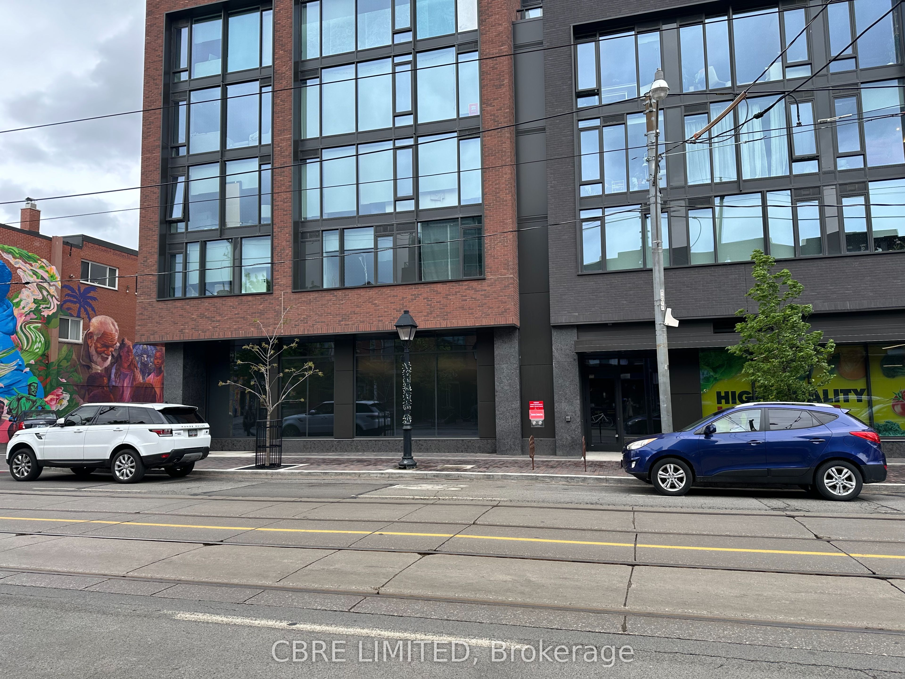 899 College Street, Toronto, ON, M6H 3P7