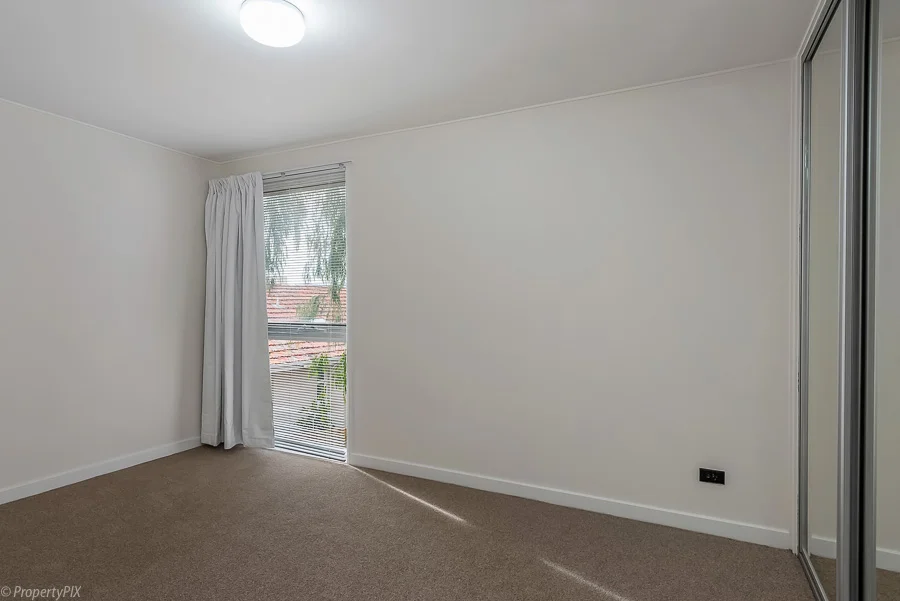 Additional image 11 of 1/674 Sandy Bay Road, Sandy Bay TAS 7005