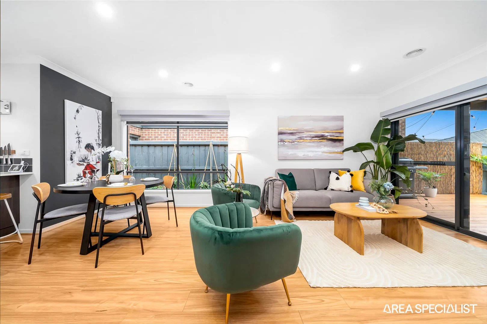 Additional image 8 of 4 Springside Drive, Cranbourne West VIC 3977