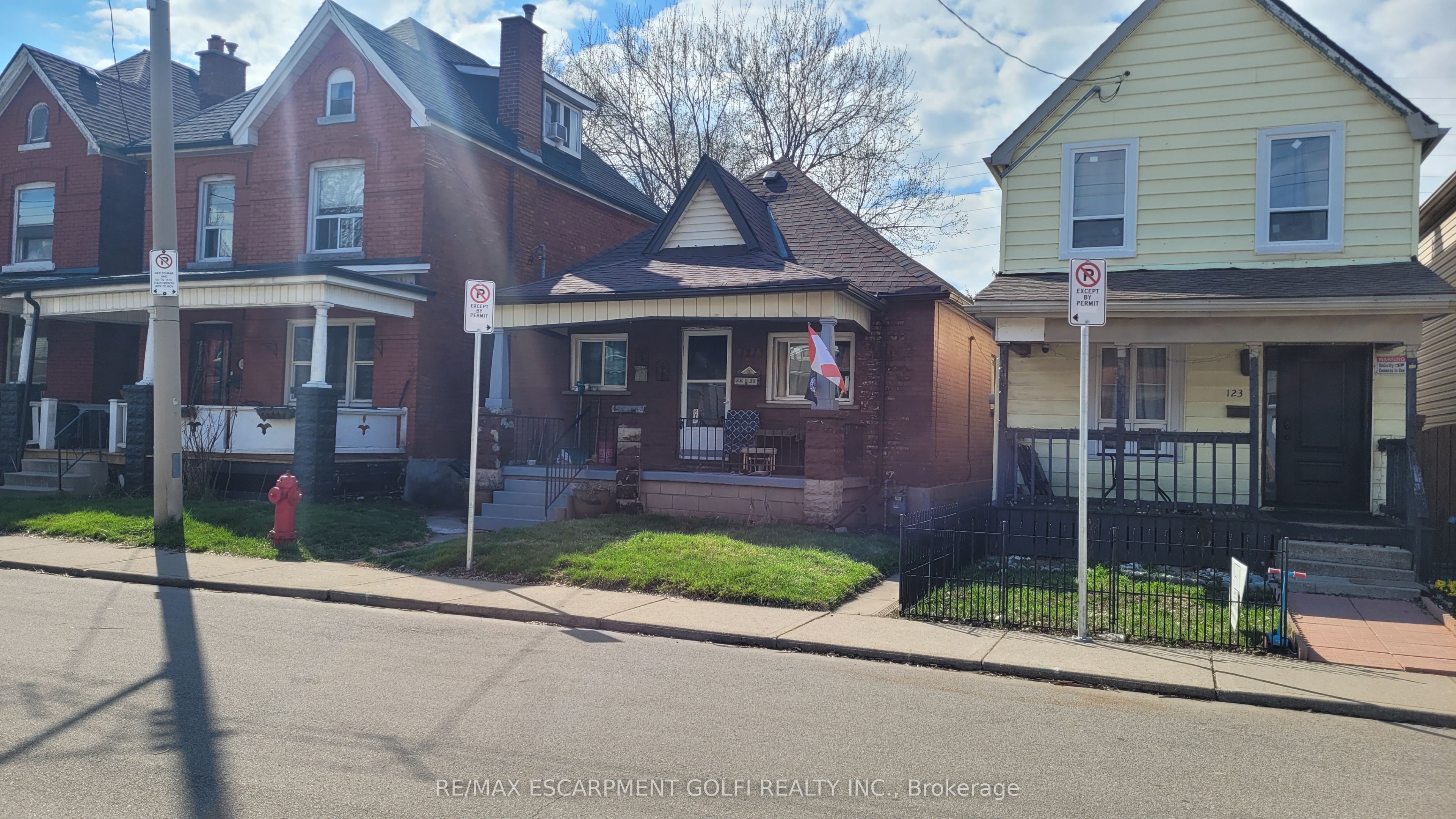 121 Gibson Avenue, Hamilton, ON, L8L 6J9