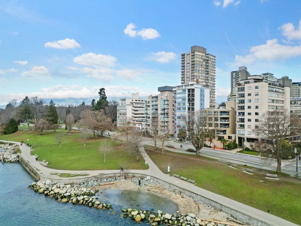 Additional image 2 of 401-2015 Beach Avenue, Vancouver, BC, V6G 1Z3