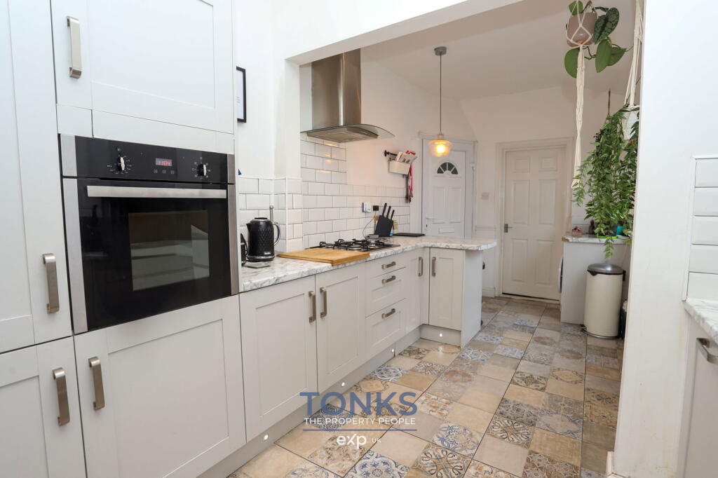 Green Lane, Halesowen, B62 9LP