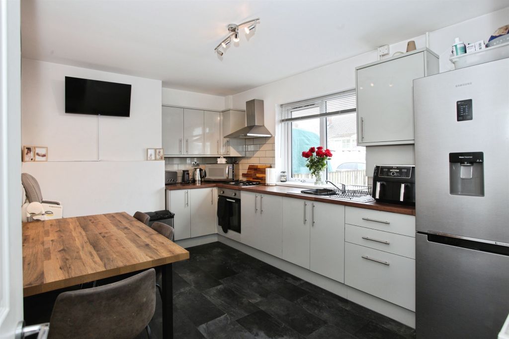 Additional image 2 of 3 bed terraced house for saleSecond Avenue, Caerphilly CF83
