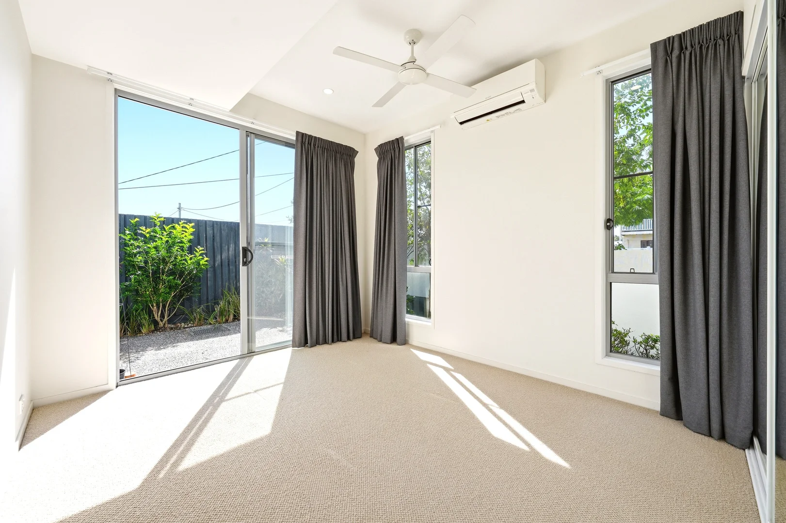 Additional image 6 of 1/43 King Street, Woody Point QLD 4019